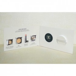 Chanel Les Beiges Healthy Glow Gel Touch Foundation sample Card + Puff